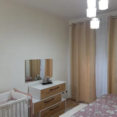 Apartman Peti 22 *